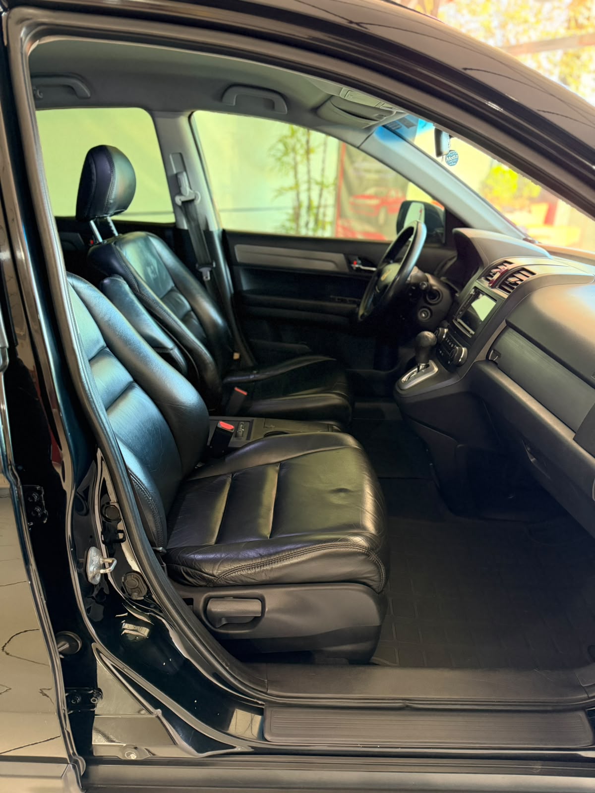 🚙 Honda CR-V Preta — bancos em couro, automático, impecável! — foto 6